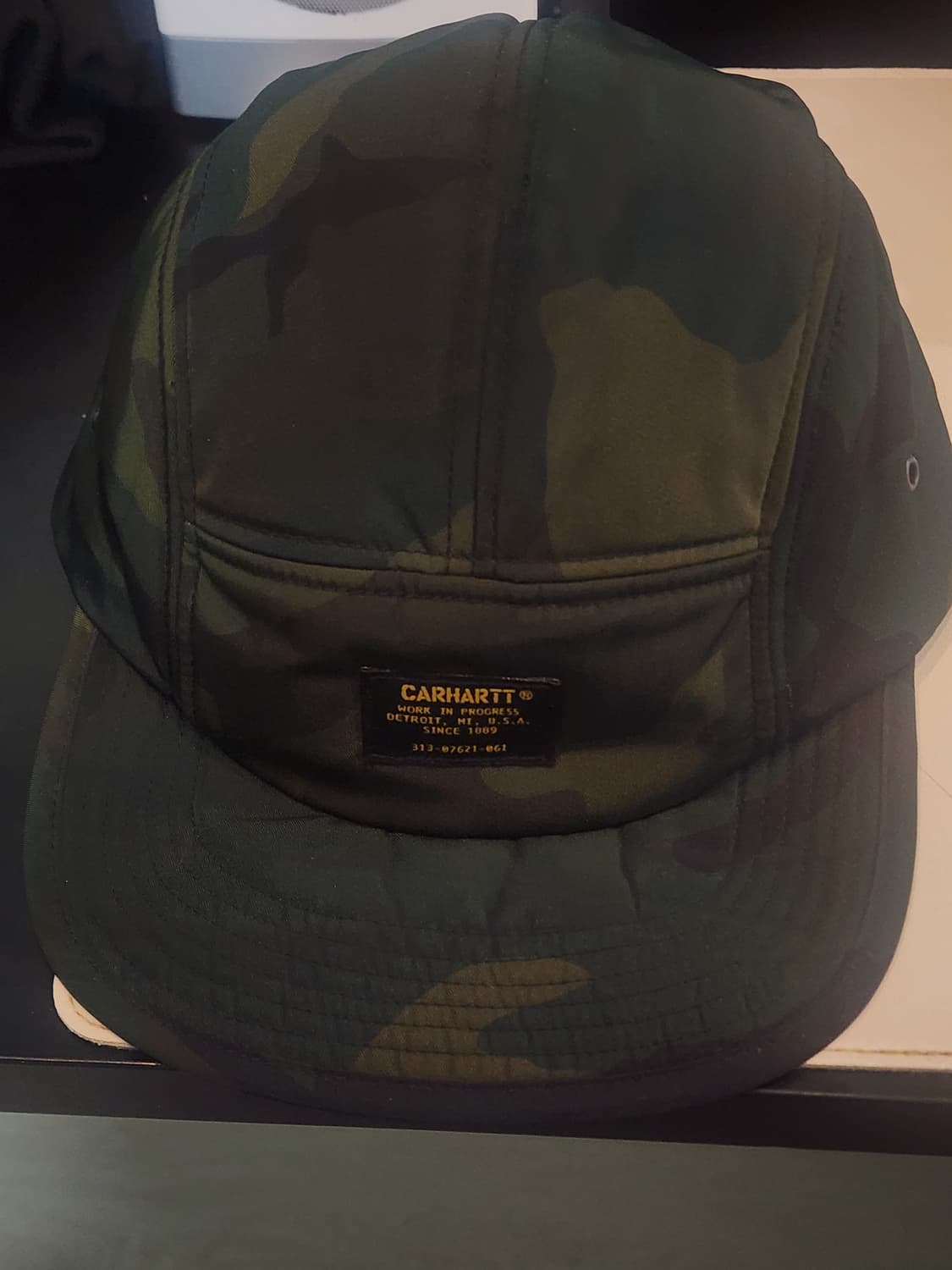 칼하트 WIP 밀리터리 카모 캡 상품이미지1