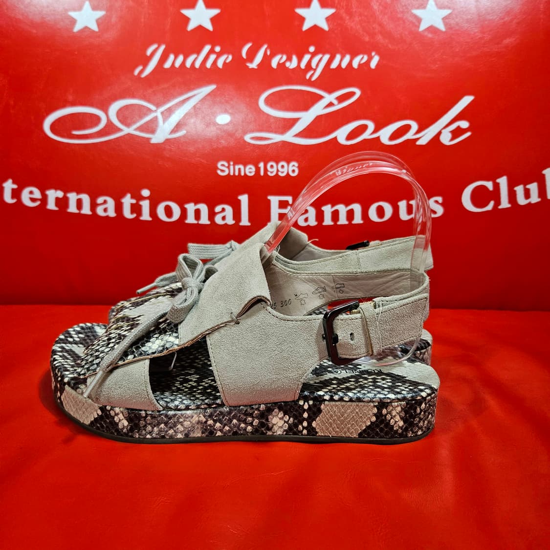 Kennel & Schmenger 파이톤 테슬 스웨이드 샌들 상품이미지2