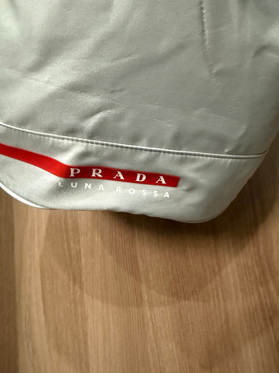 프라다 루나로사 슬링백 상품이미지3