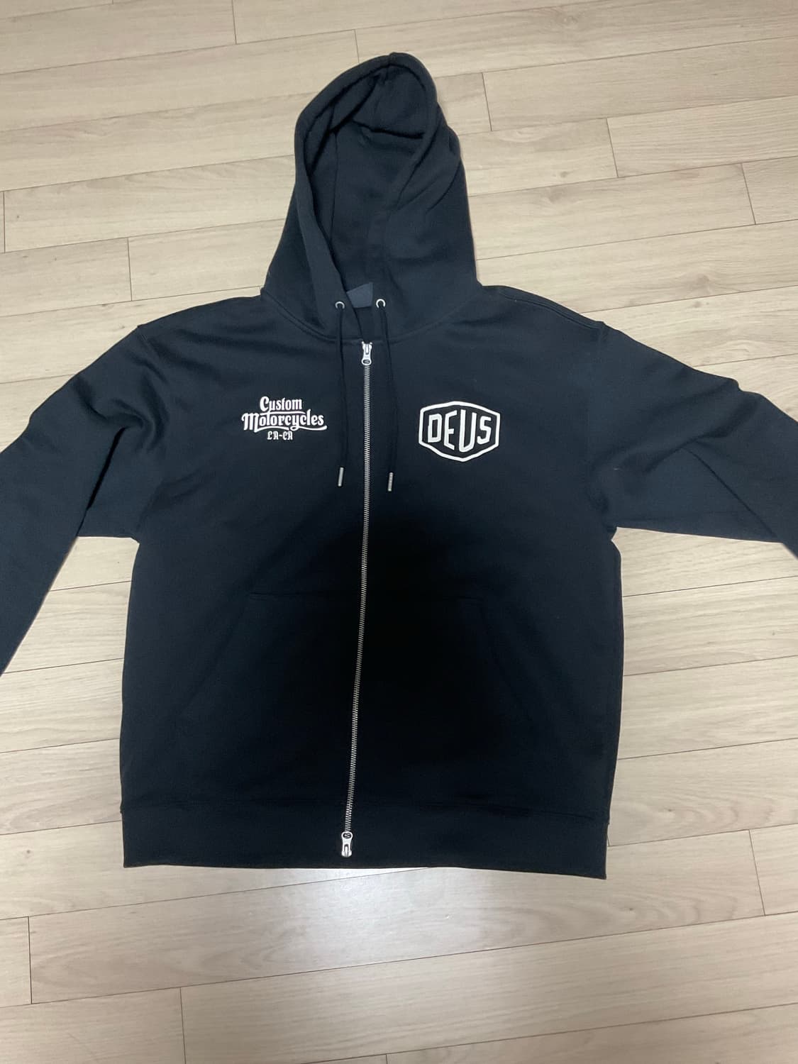 데우스 엑스 마키나 드리프터 후드집업 상품이미지1