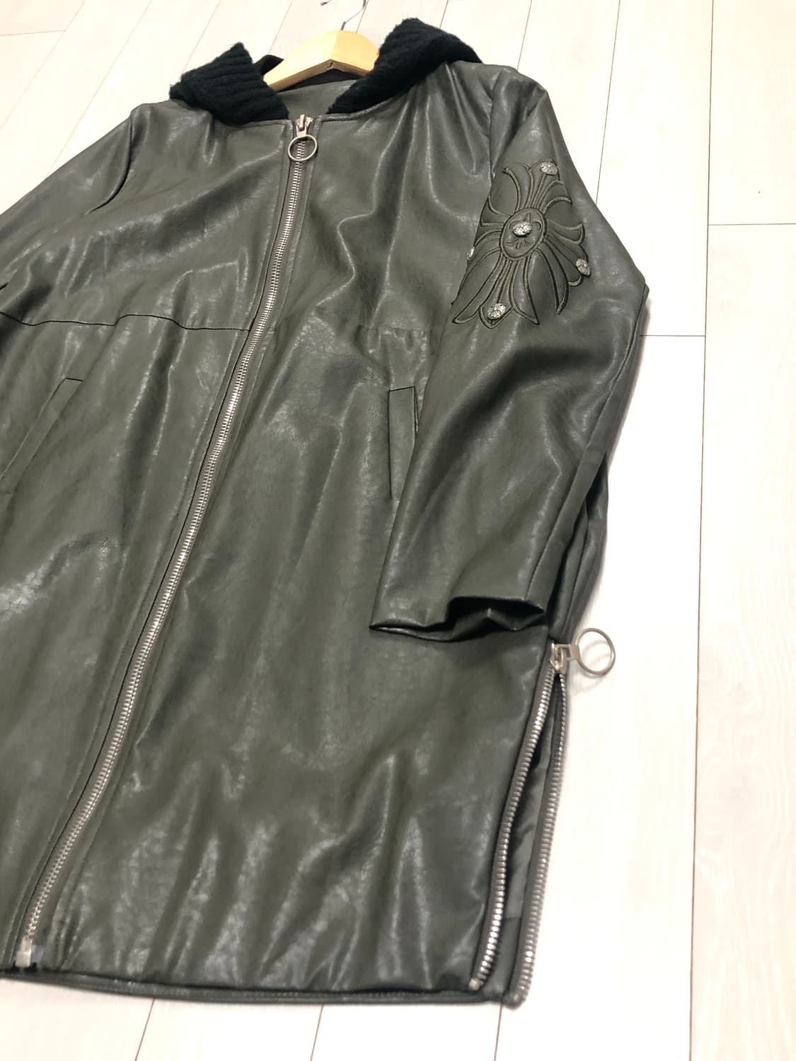 크롬하츠맛 고퀄 페이크 레더 롱 후드자켓 상품이미지9