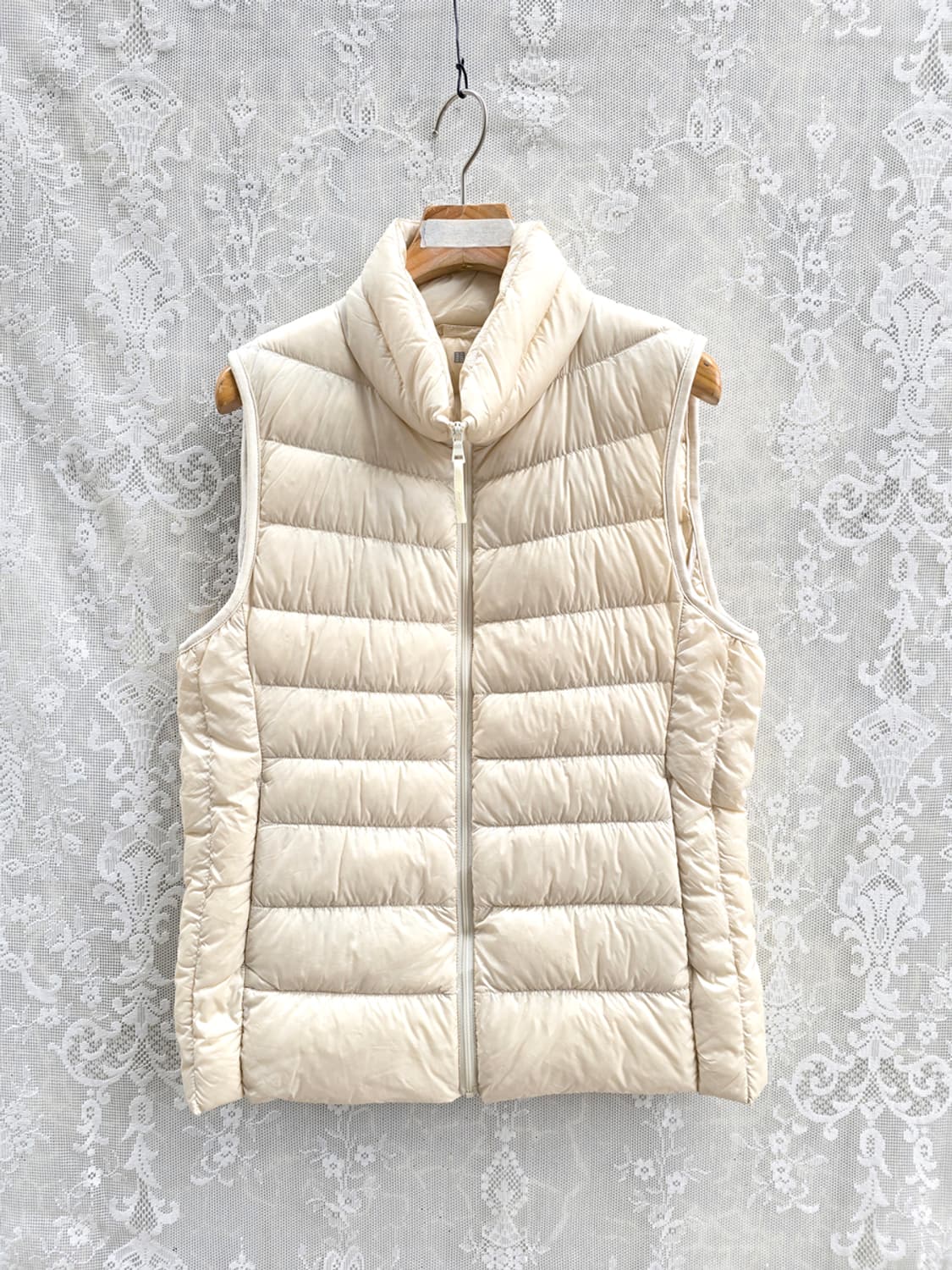 유니클로 경량패딩 상품이미지1