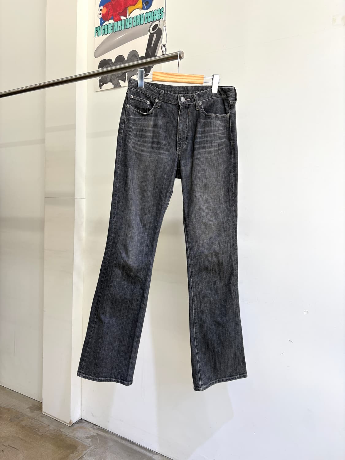 UNIQLO  부츠컷데님 상품이미지1