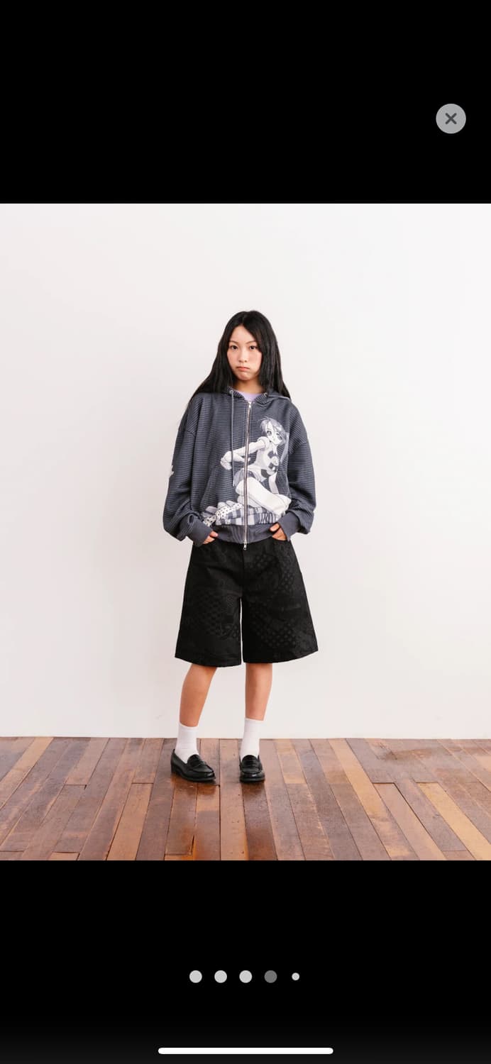 유민하 Thin Stripe Hoodie (Monochrome) 상품이미지3