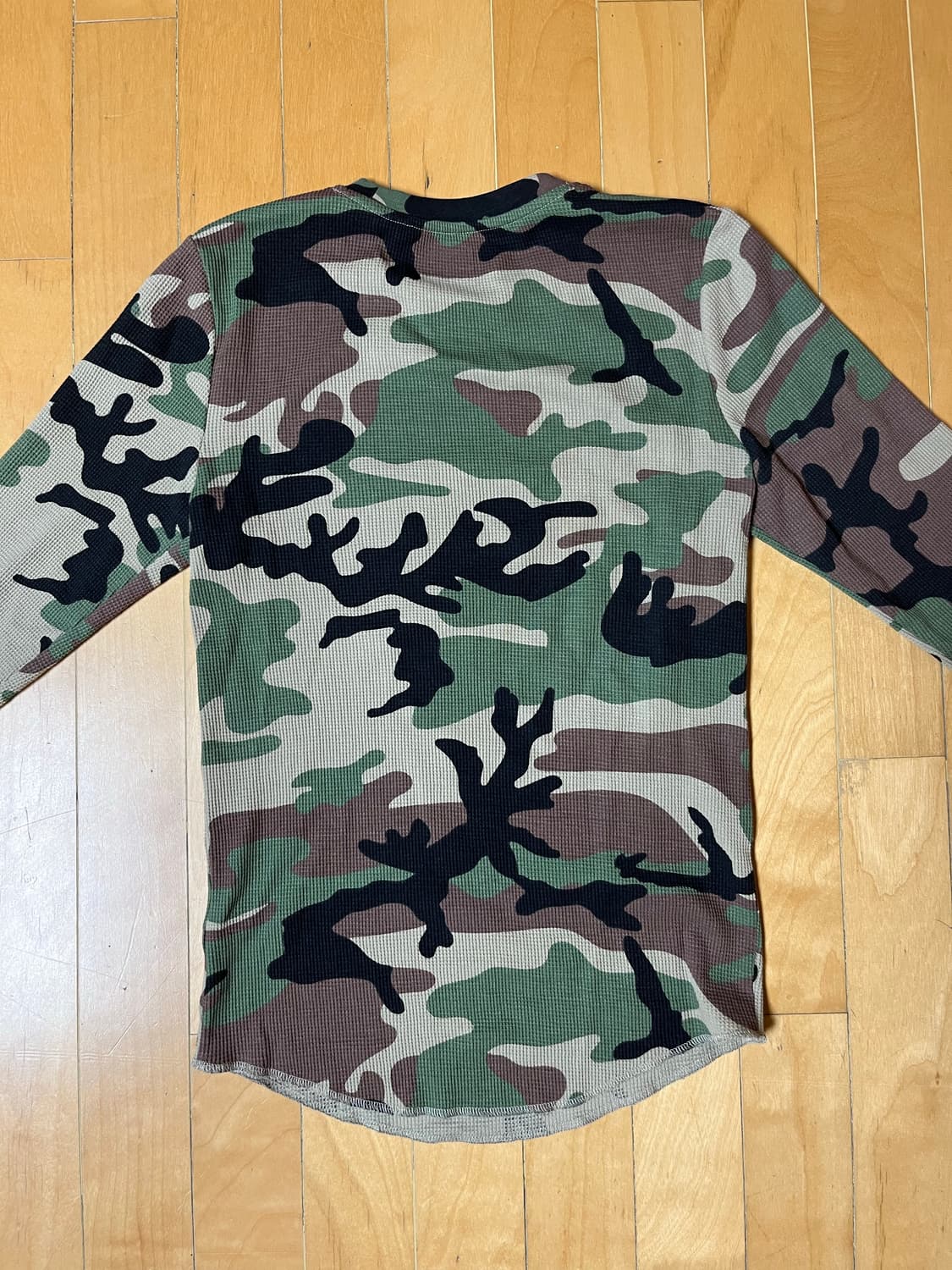 Corteiz 게릴라즈 써멀 롱슬리브 우드랜드 s사이즈 상품이미지5