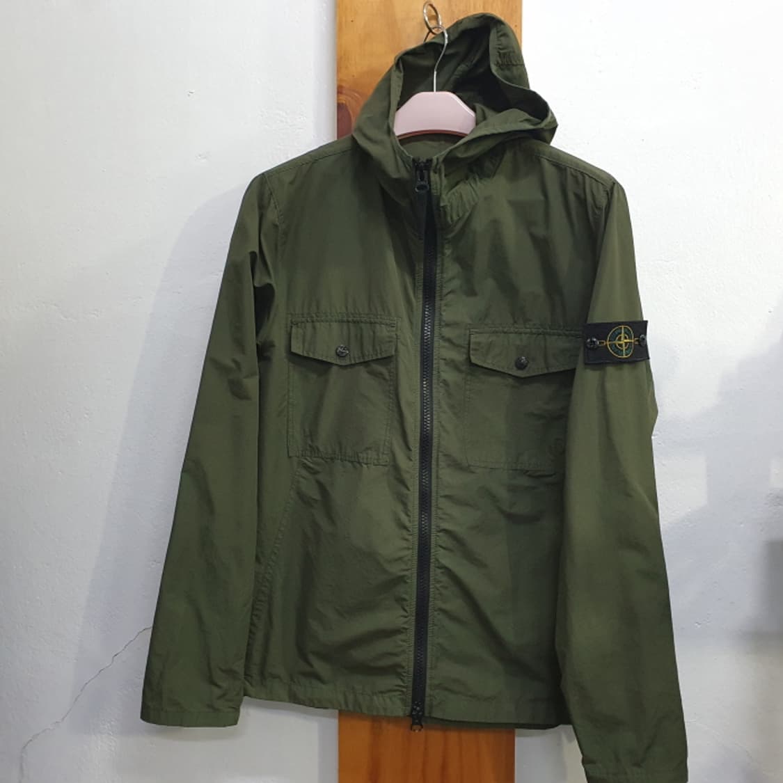 럭셔리 남자 후드바람막이자켓(110) 상품이미지1