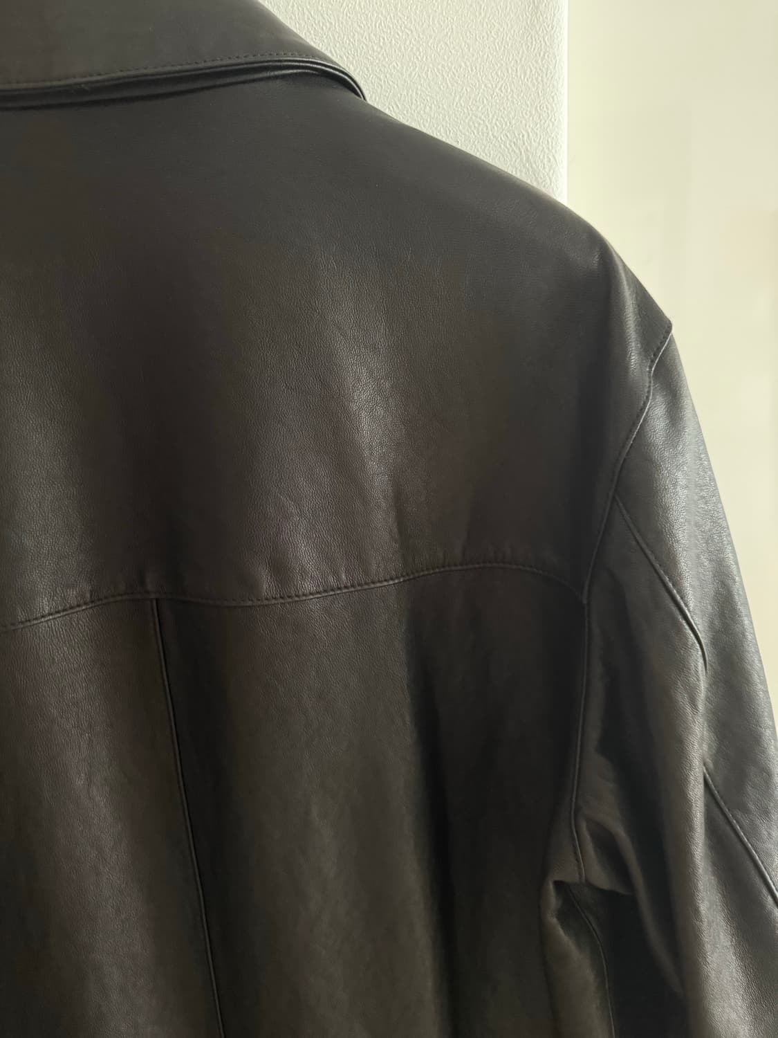 유스 25fw 레더 카코트 상품이미지8