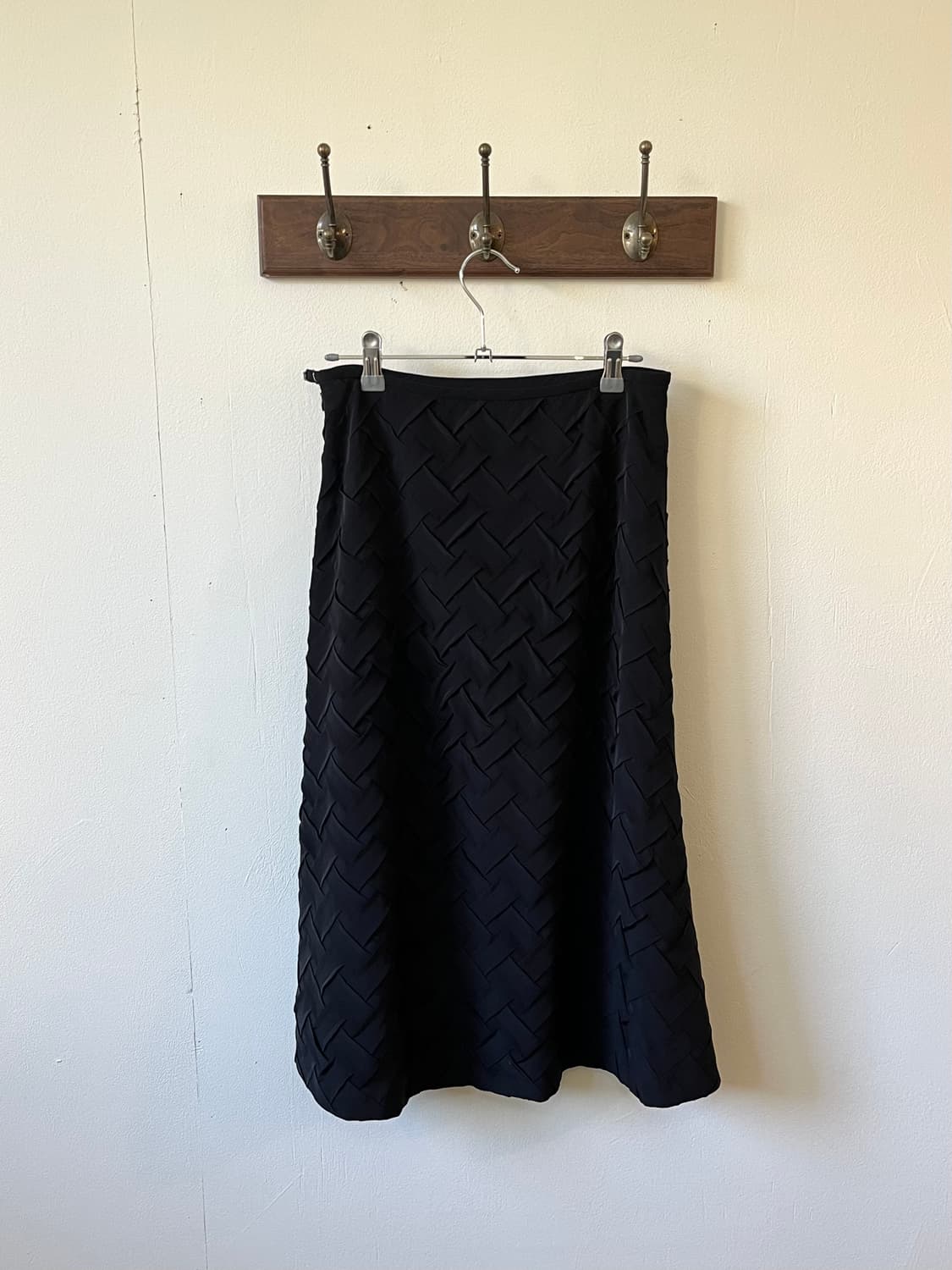 MAGGY 크로스 블랙 스커트 상품이미지1