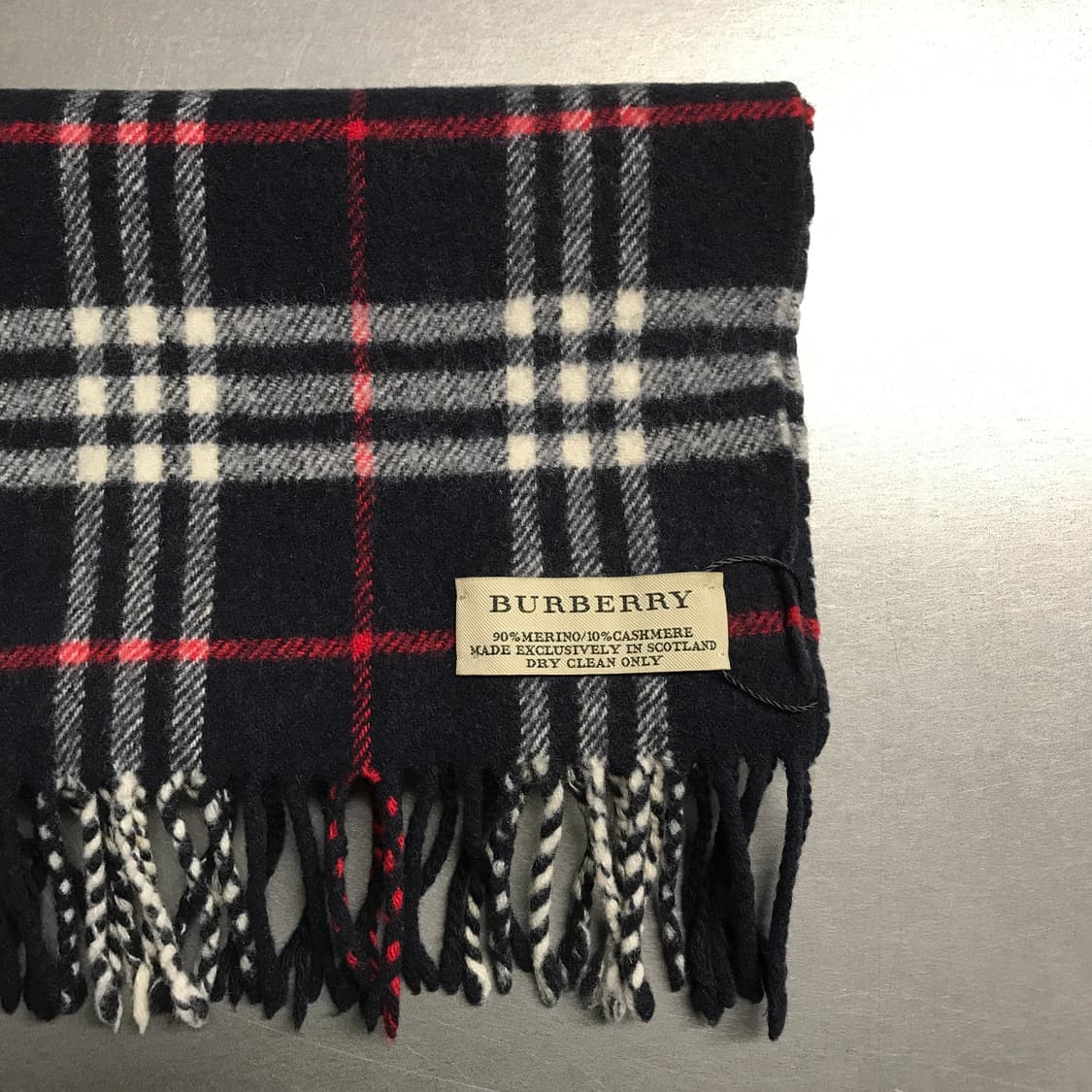 버버리 정품 메리노/캐시미어 머플러 네이비 상품이미지2
