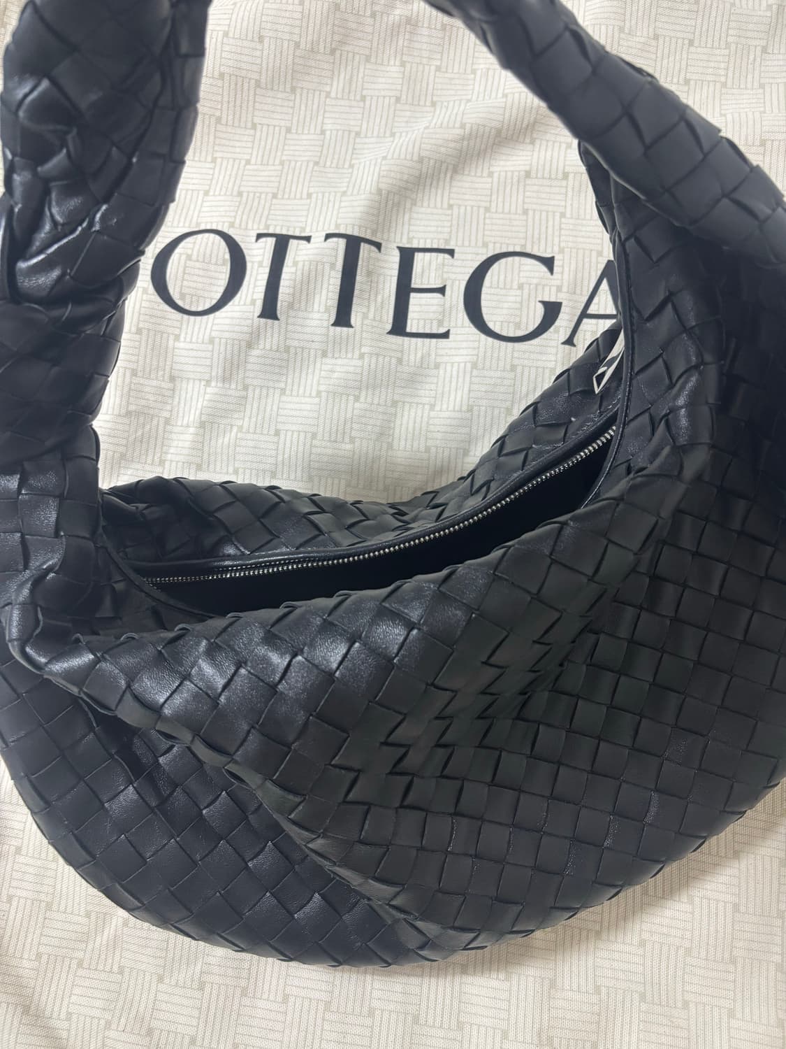 보테가베네타 조디백 클래식 구 스몰 (정품) 상품이미지8