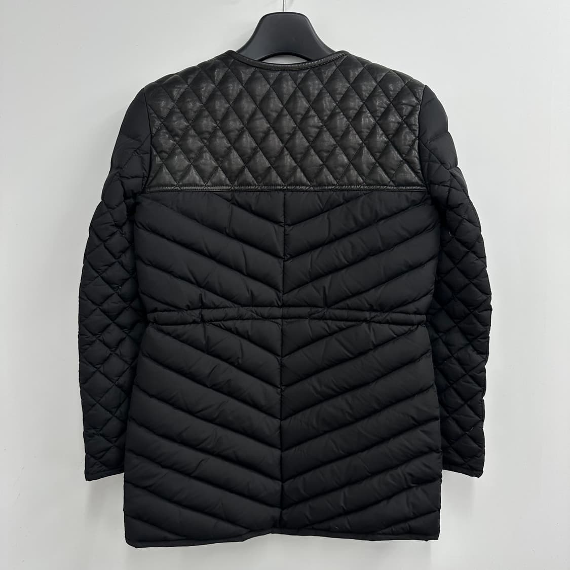 90 maje 마쥬 여자 카라리스 램스킨패드 덕다운 패딩 상품이미지2