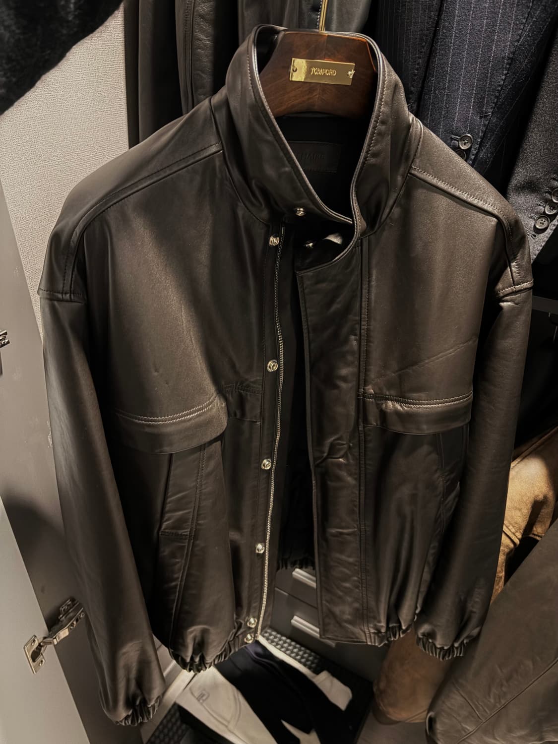 르메르 23fw 박시 레더 블루종 상품이미지1