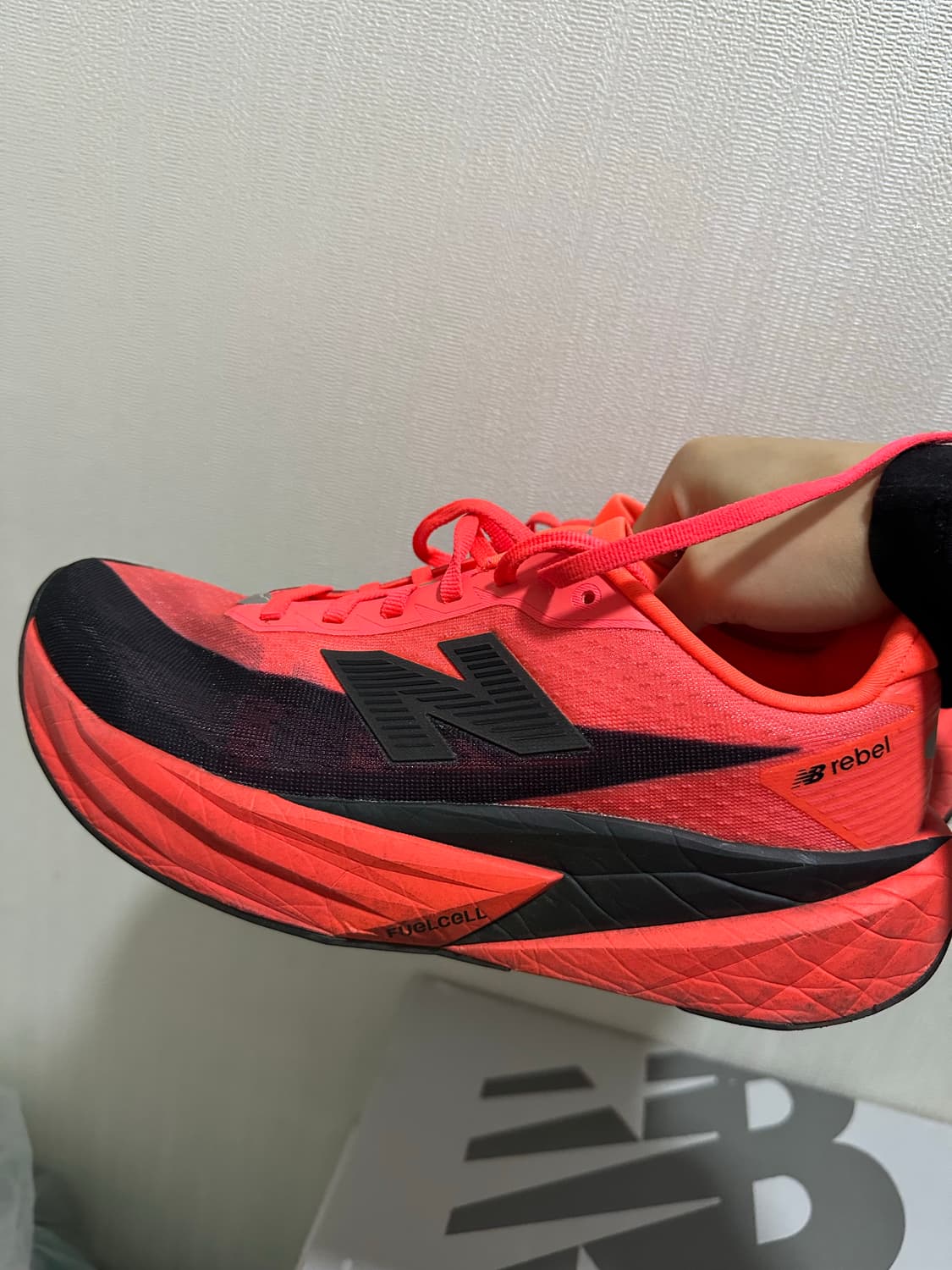 260) 뉴발란스 퓨어셀 레벨v5 레드 팝니다 상품이미지1