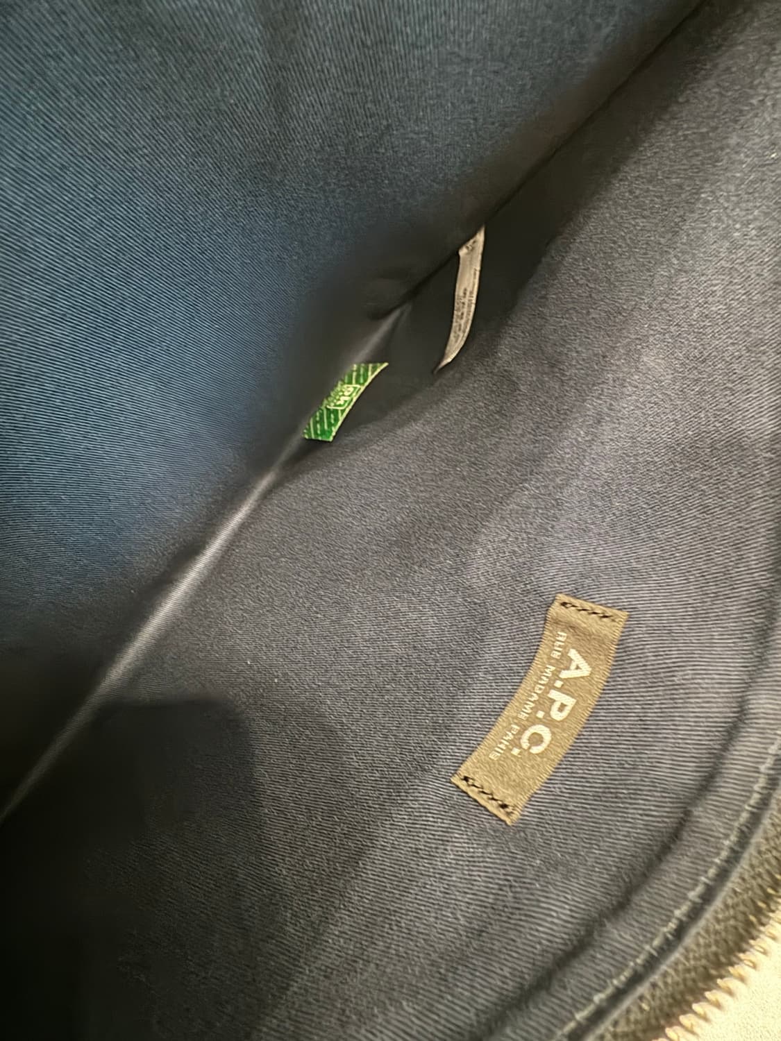 a.p.c 클러치겸파우치 상품이미지4