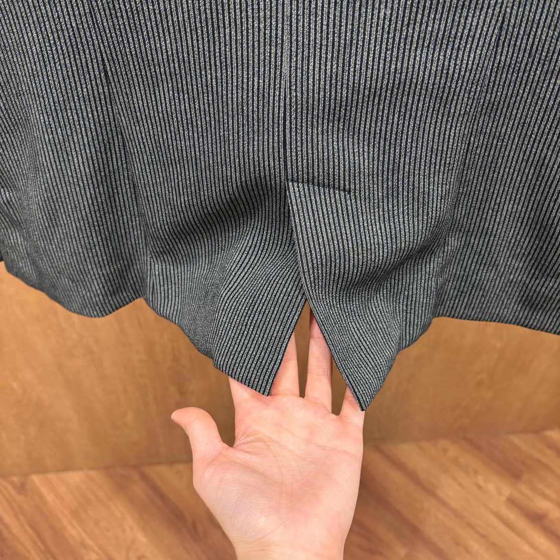 펜디시메 블레이저 카라 버튼 포켓 디테일 레귤러핏 그레이 블랙 상품이미지9