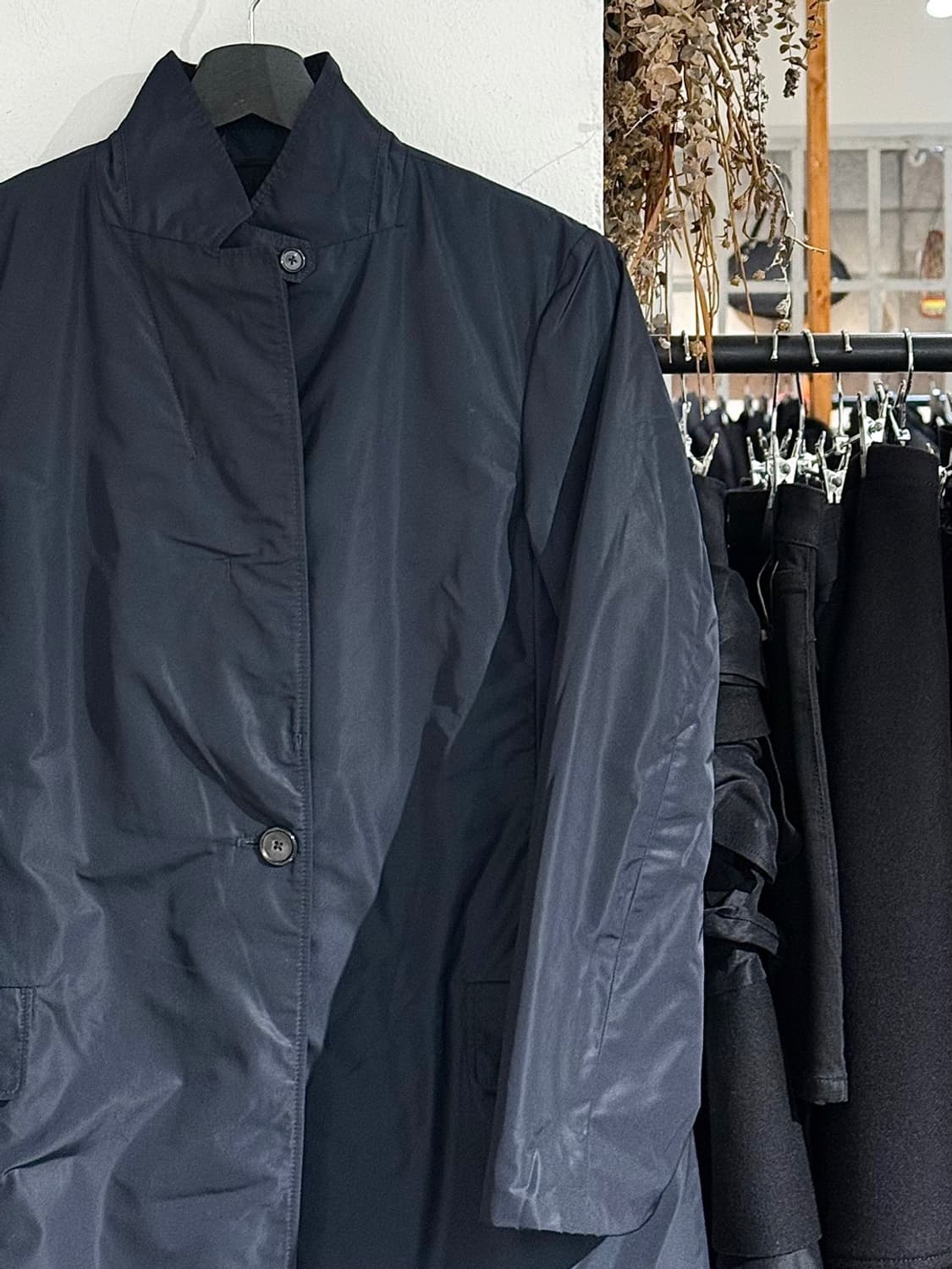 질샌더 네이비 하이넥 버튼 폴리 코트 상품이미지3