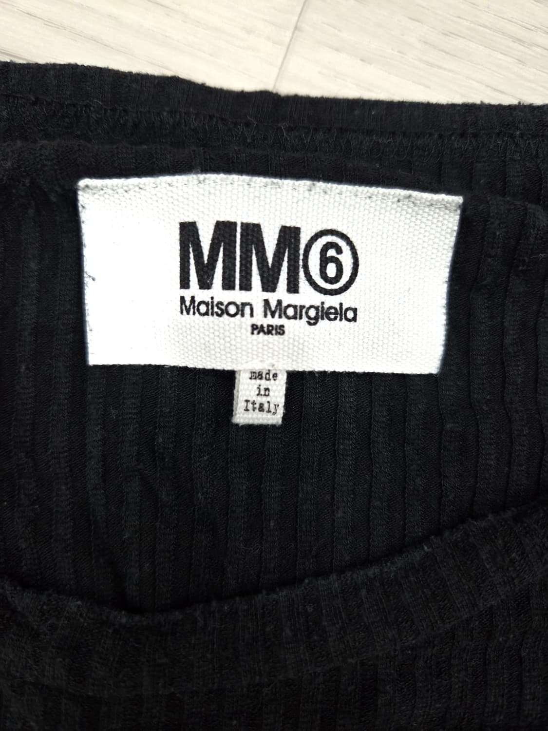 MM6 메종 마르지엘라 블랙 골지 롱슬리브 상품이미지4