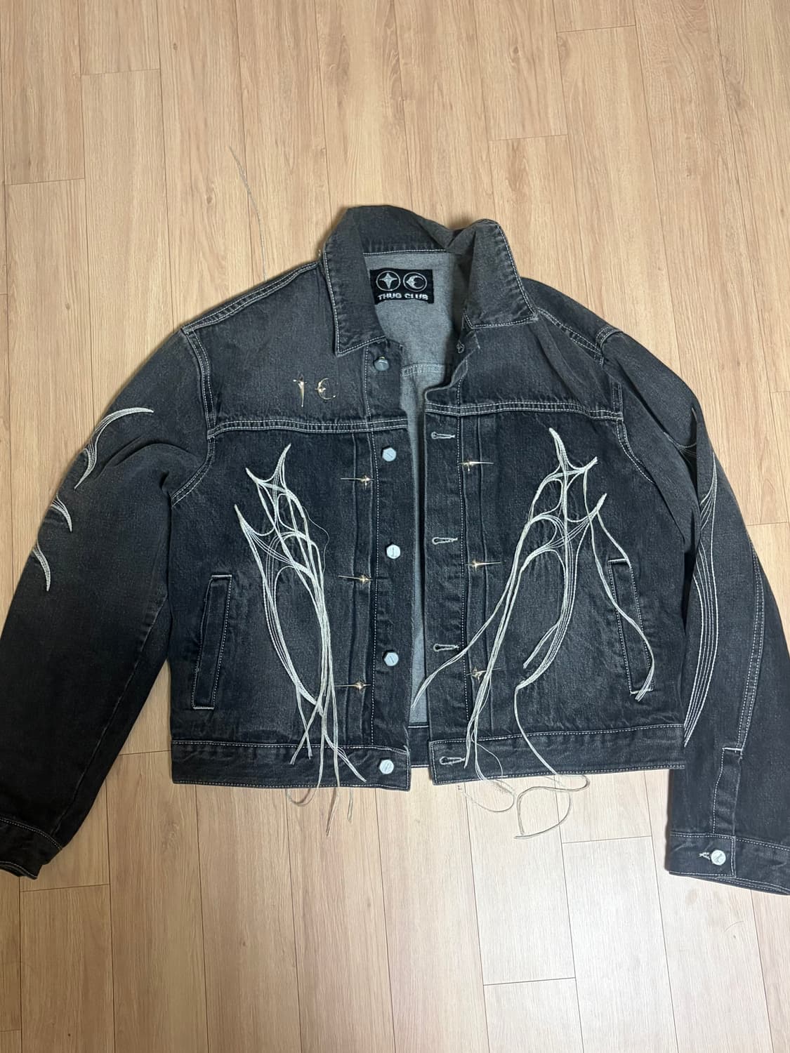 떠그클럽 트라이벌 트리 데님자켓 (2) 상품이미지3