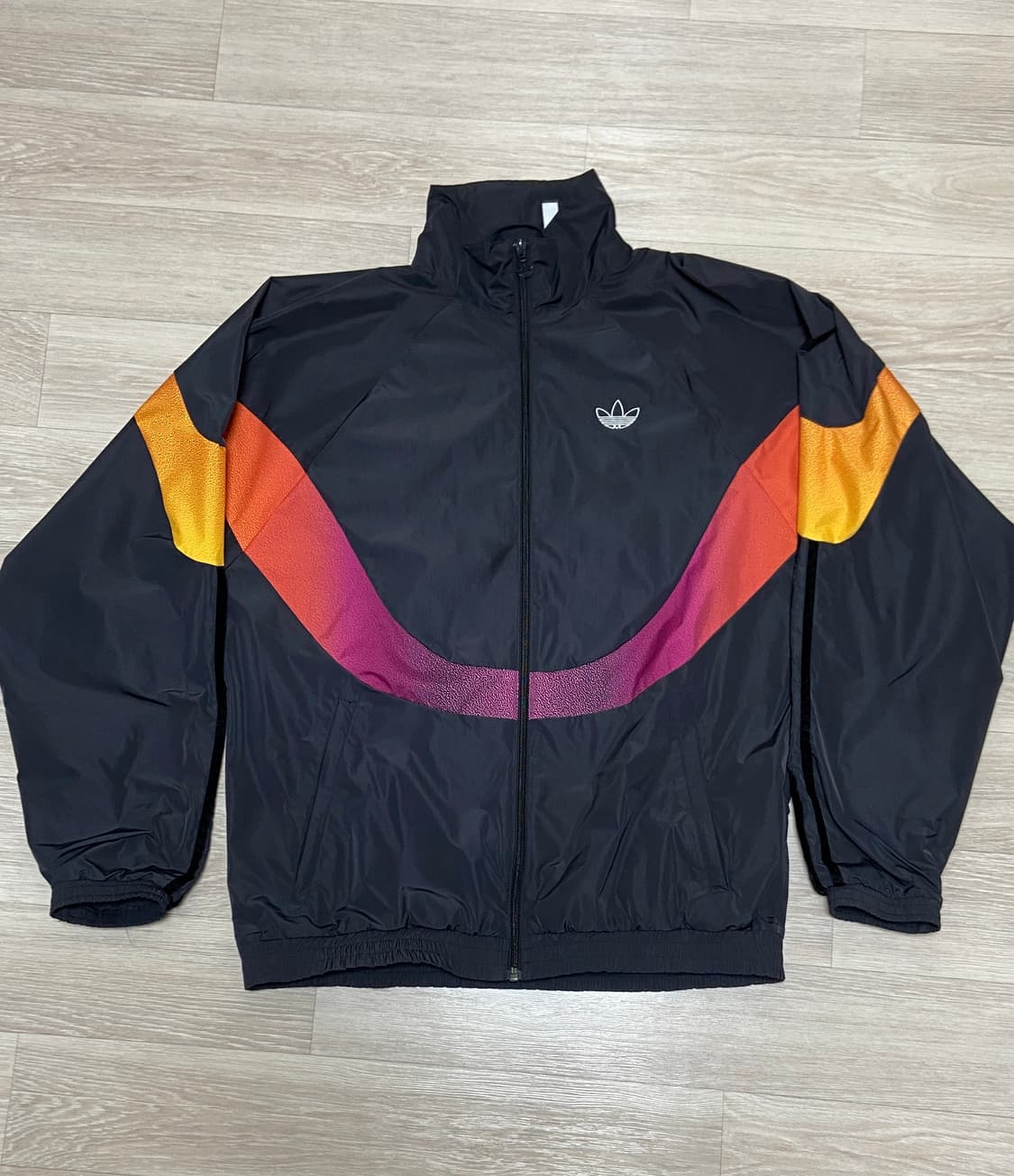 아디다스 오리지널 바람막이 상품이미지4