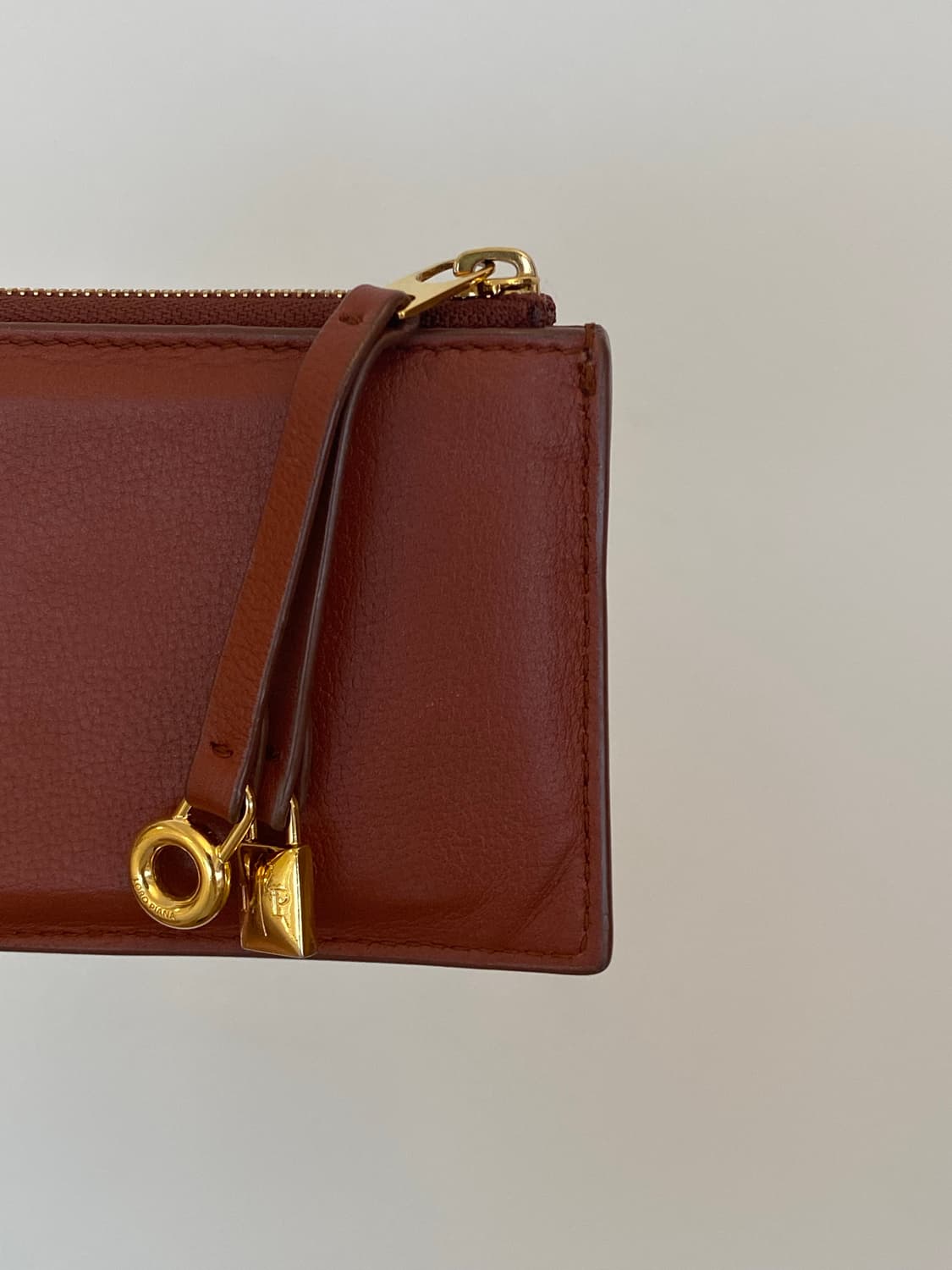 로로피아나 고트스킨 엑스트라 지퍼 파우치 상품이미지3