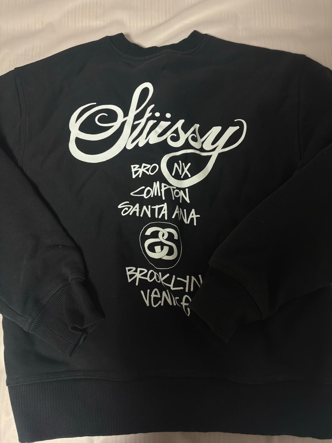 스투시 검정 맨투맨 m 상품이미지3