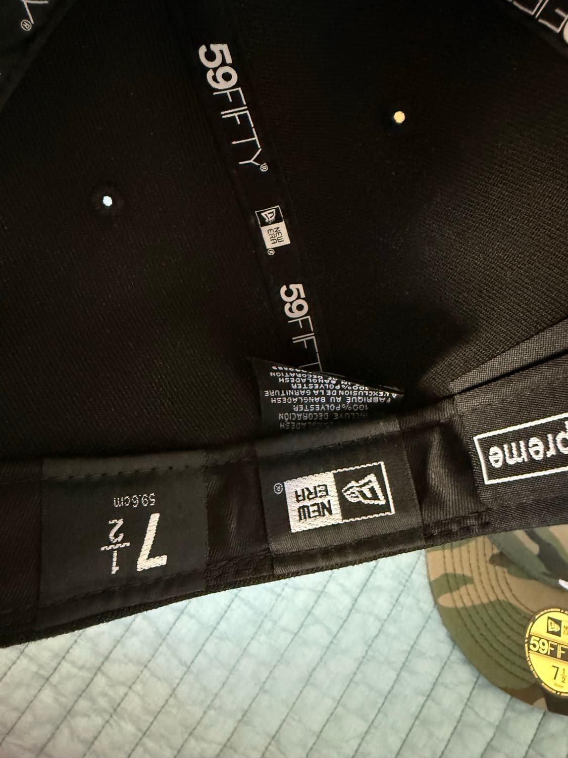 슈프림 x 뉴에라 스크류 볼 S 로고 블랙 - 24FW 7 1/2 새상품 상품이미지4