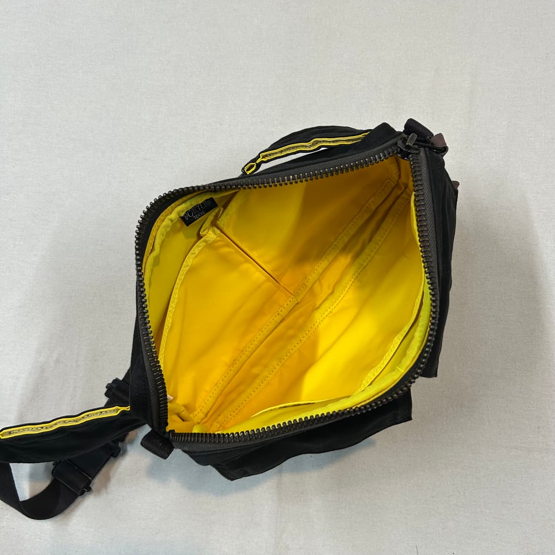 요시다 포터 숄더백 웨이스트백 70주년 한정판 블랙 상품이미지6