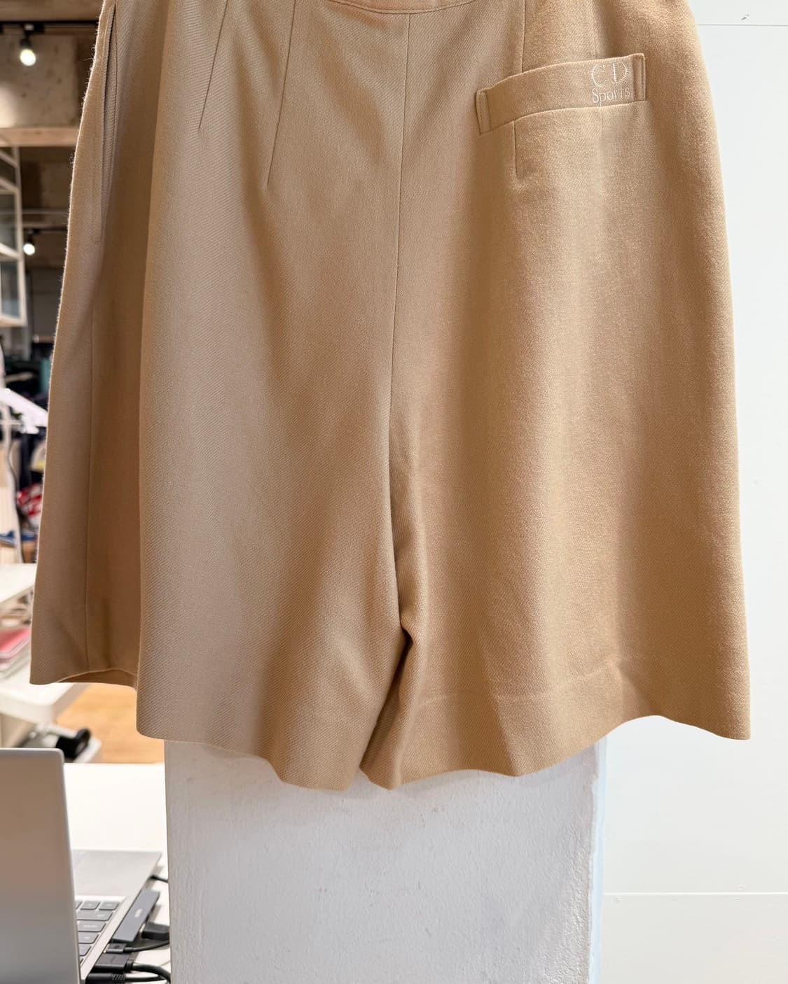 크리스찬 디올 스포츠 베이지 스커트 팬츠  상품이미지8