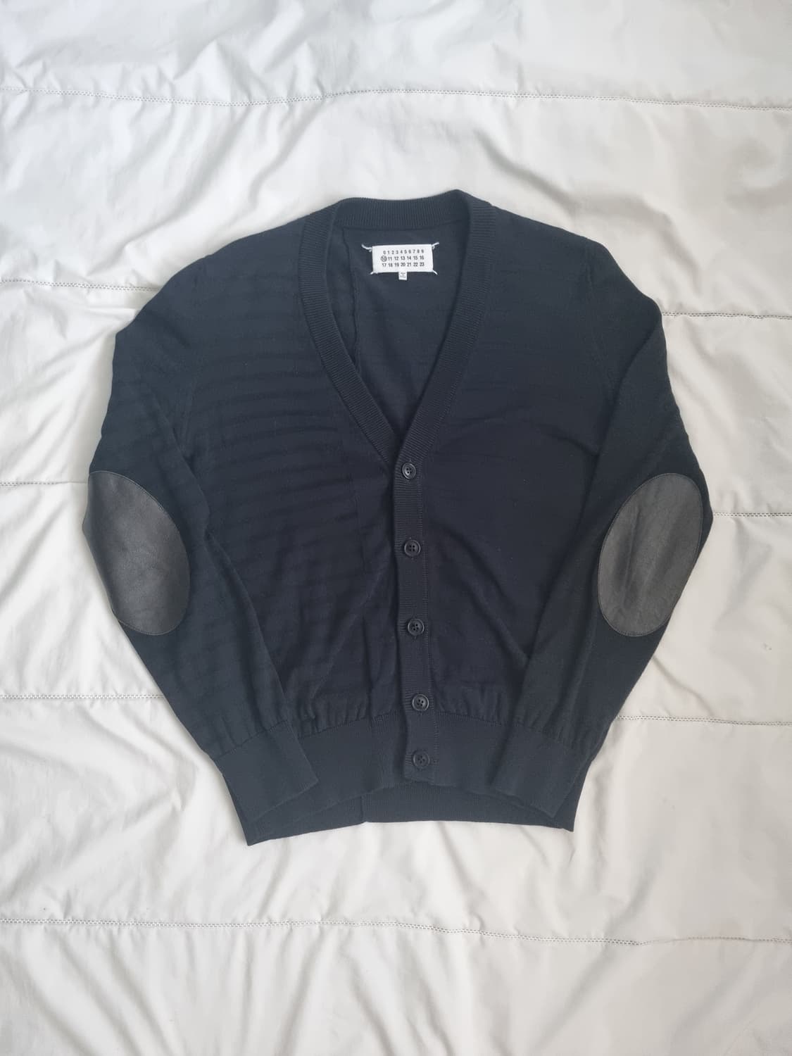 Martin margiela elbow patch cardigan S 상품이미지1