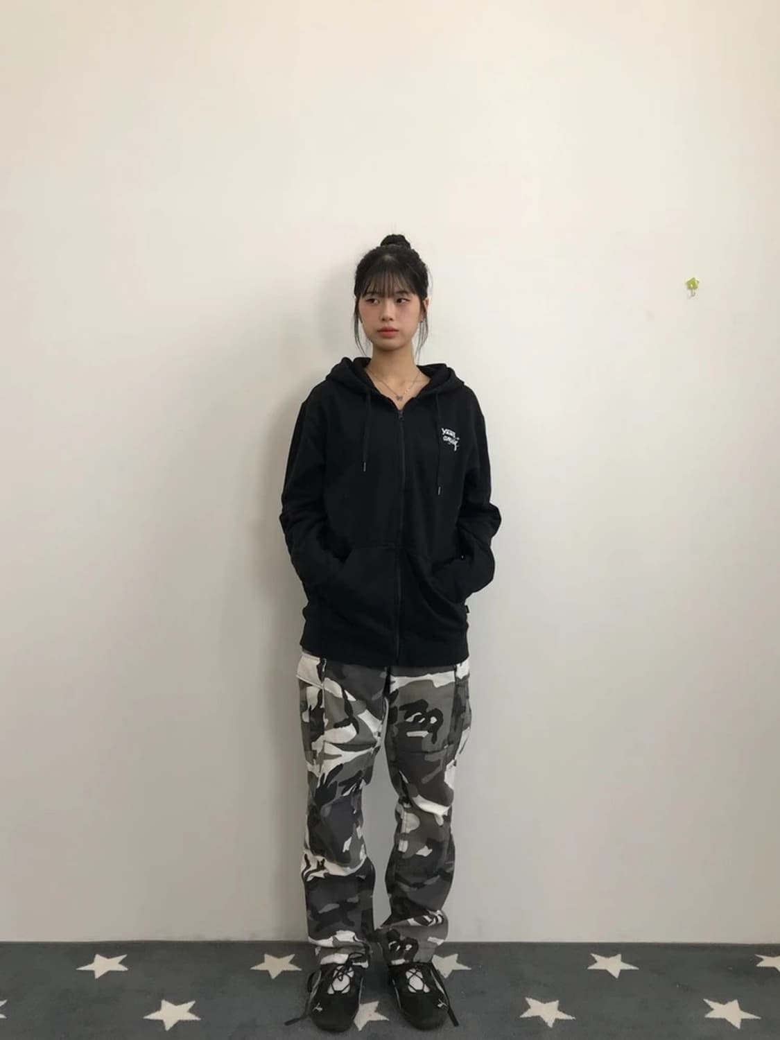 Vans Black Zip Hoodie Back Print 상품이미지1