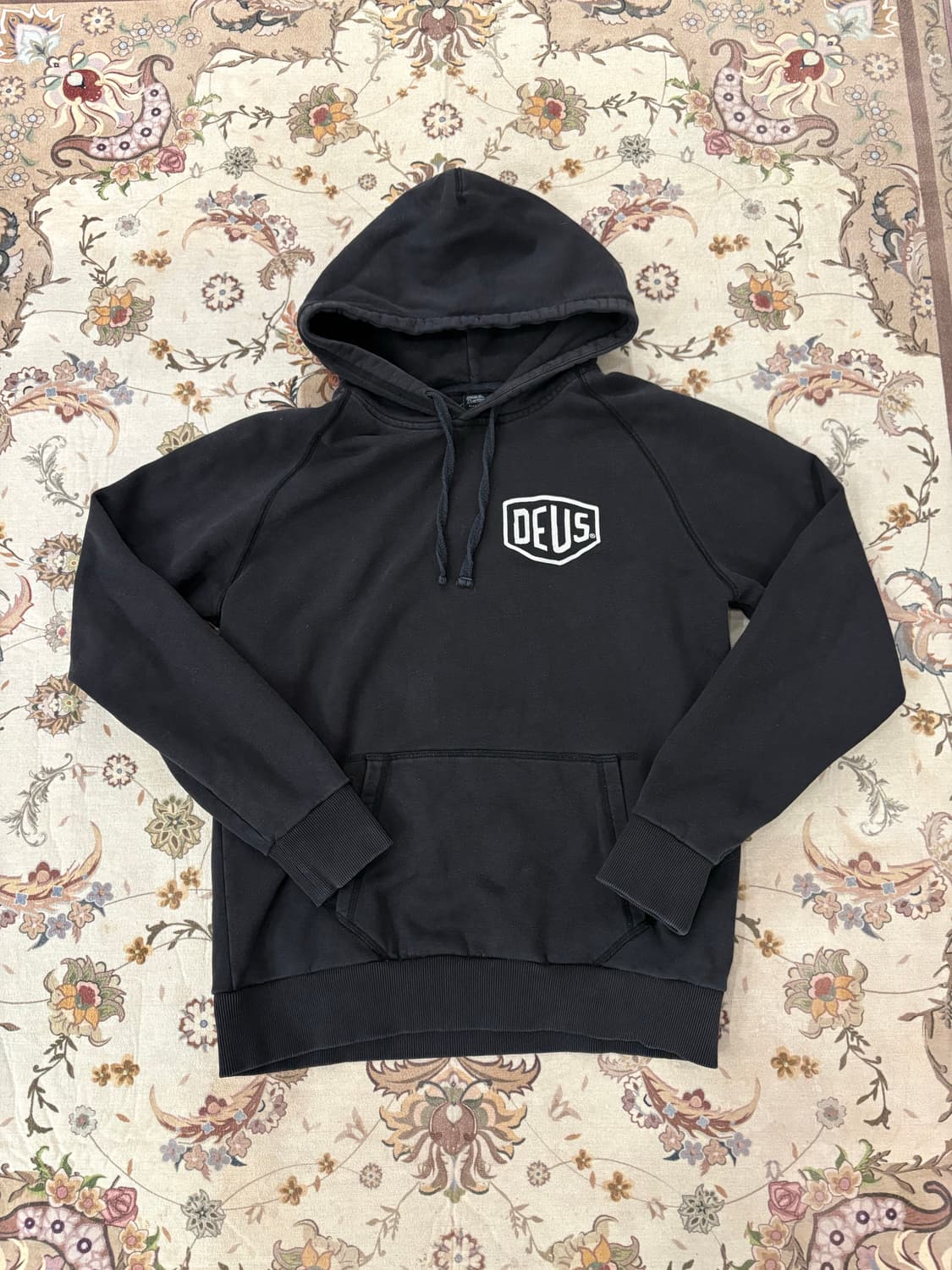 데우스엑스마키나 캠퍼다운 스웻후드티 상품이미지2