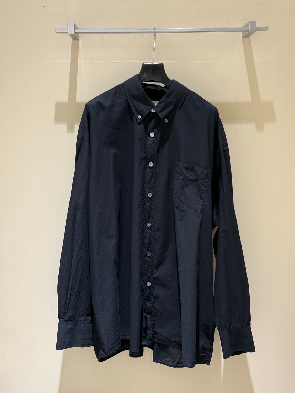 아워레가시 버로우드 BD 셔츠 블랙 상품이미지1