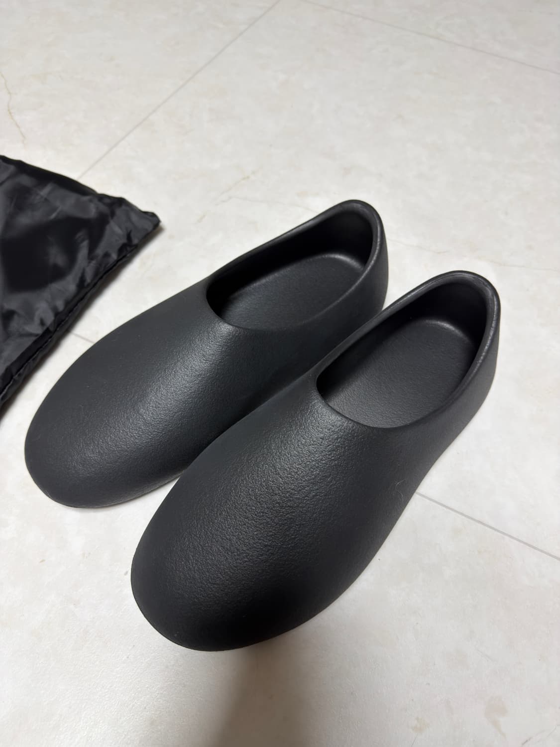 Yeezy Sl-01 블랙 8사이즈 상품이미지1