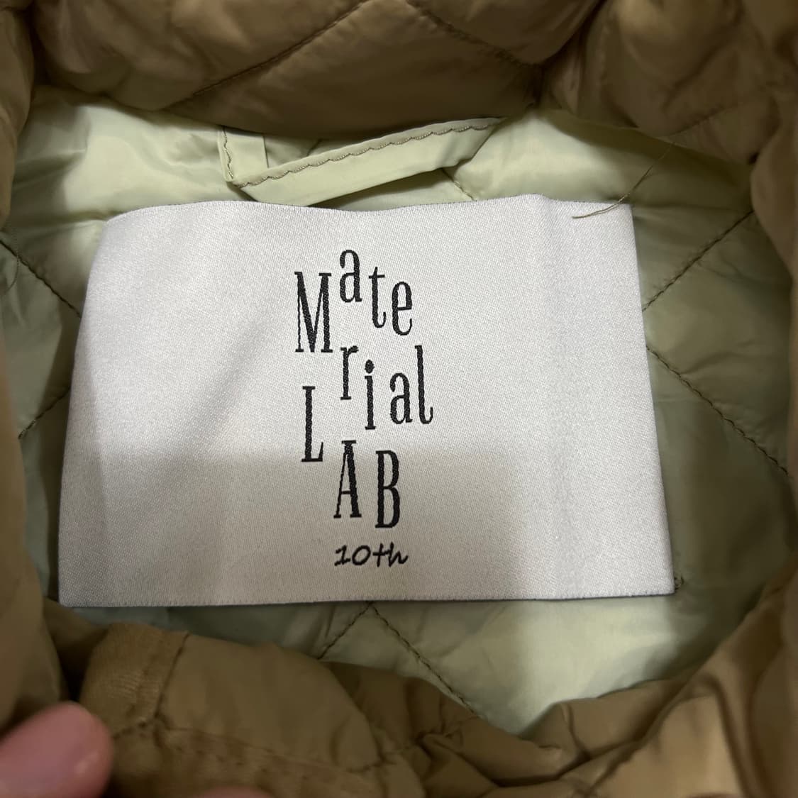 메이트 라이얼 랩 여성 퀼팅 코트 점퍼 [베이지] 88-94-160 상품이미지4