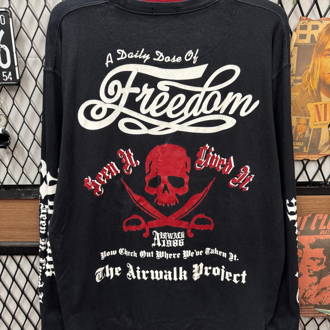 00s 에어워크 그래픽 긴팔 티셔츠 전후면 프린팅 포인트 블랙 상품이미지6