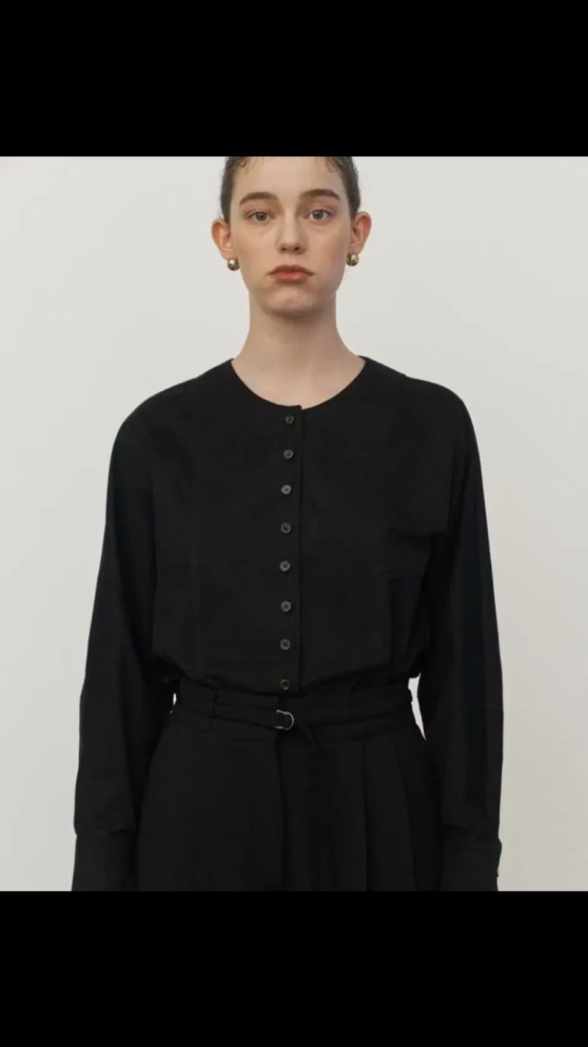 르누이 셔츠 블라우스 Blush button pointed shirt 상품이미지3