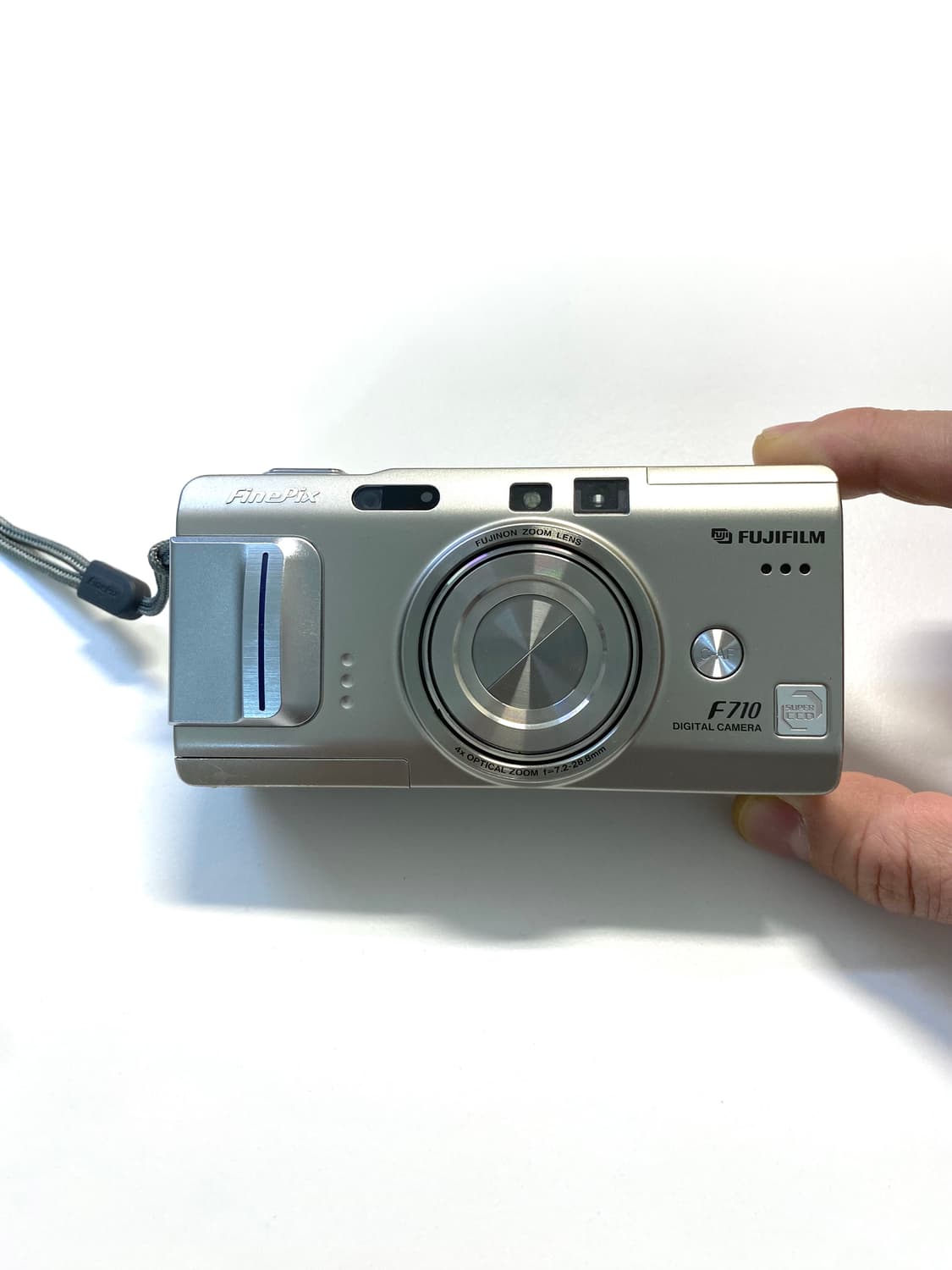 후지 파인픽스 F710 디지털 카메라 상품이미지1