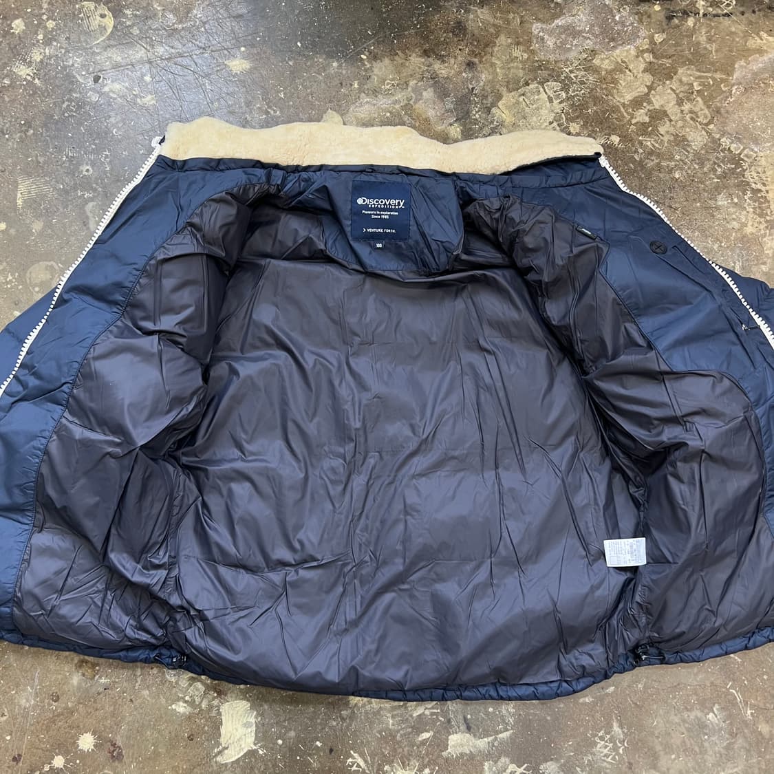 100) 디스커버리 구스다운 패딩점퍼 거위털 패딩 상품이미지4