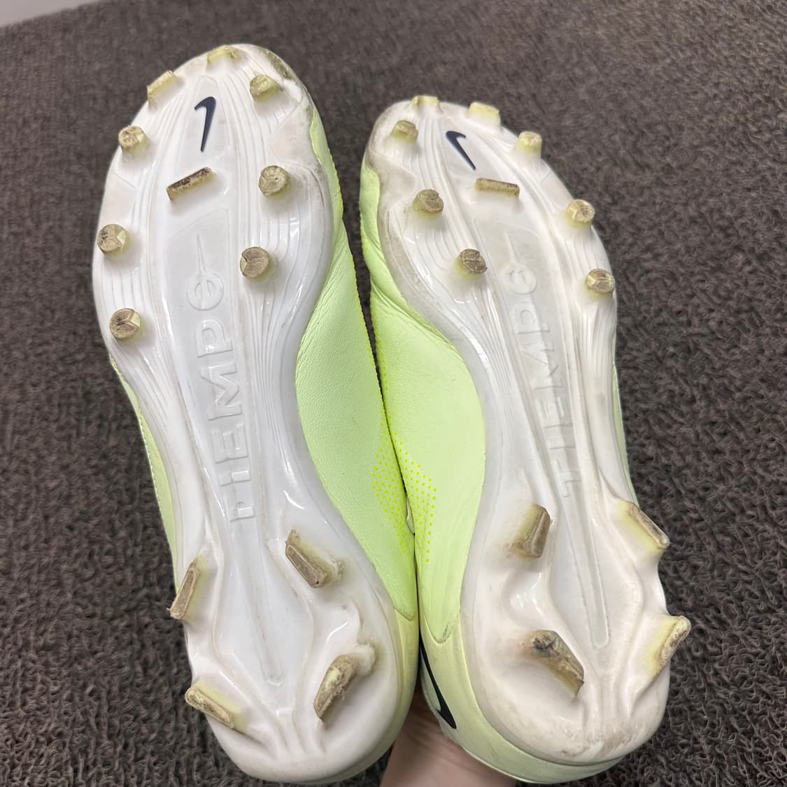 NIKE 나이키 티엠포 축구화 형광 290 상품이미지6