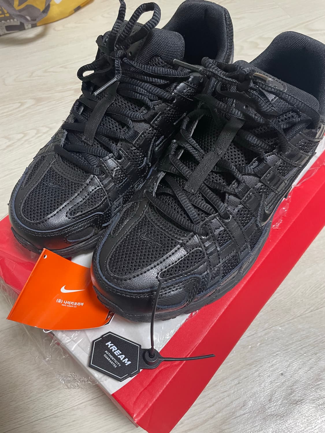 나이키 P-6000 블랙 255 상품이미지1