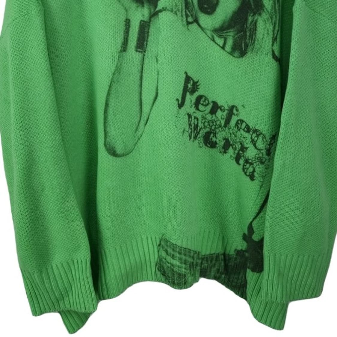 [아조바이아조] 그래픽 프린팅 오버핏 니트 M19305 상품이미지5