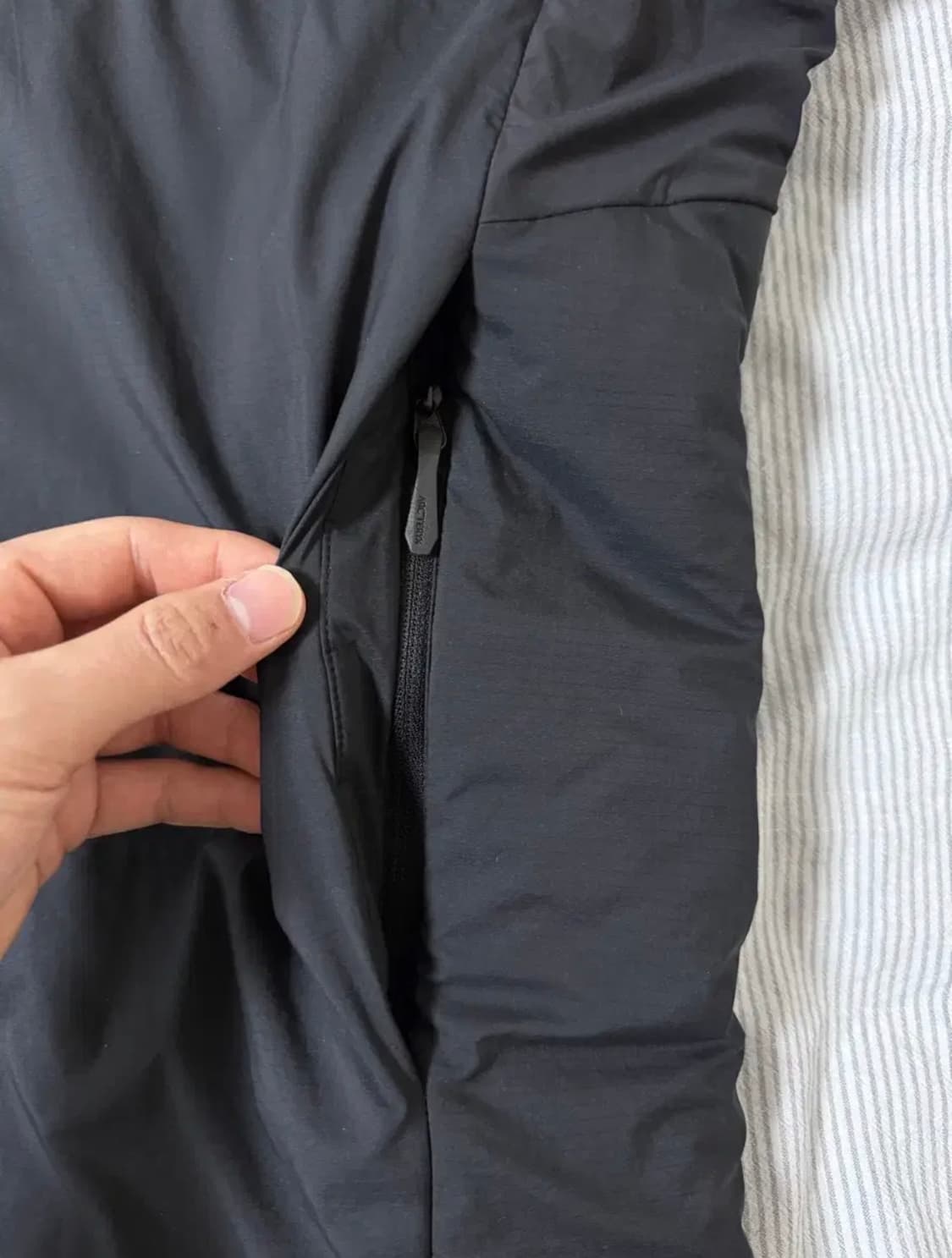 (SS급) 아크테릭스 아톰 헤비웨이트 후디 블랙 M 상품이미지9