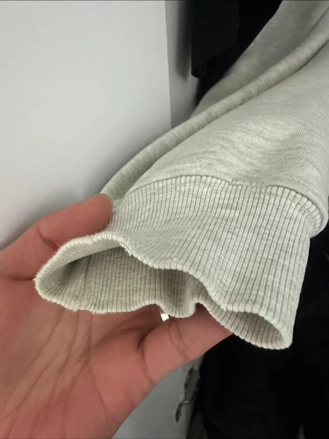 아이앱스튜디오 버건디 후드티 L판매합니다. 상품이미지5