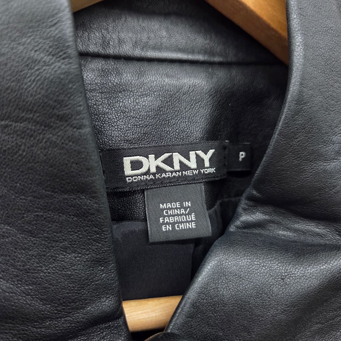 DKNY 여성 양가죽 라이더 자켓 블랙 s 상품이미지4