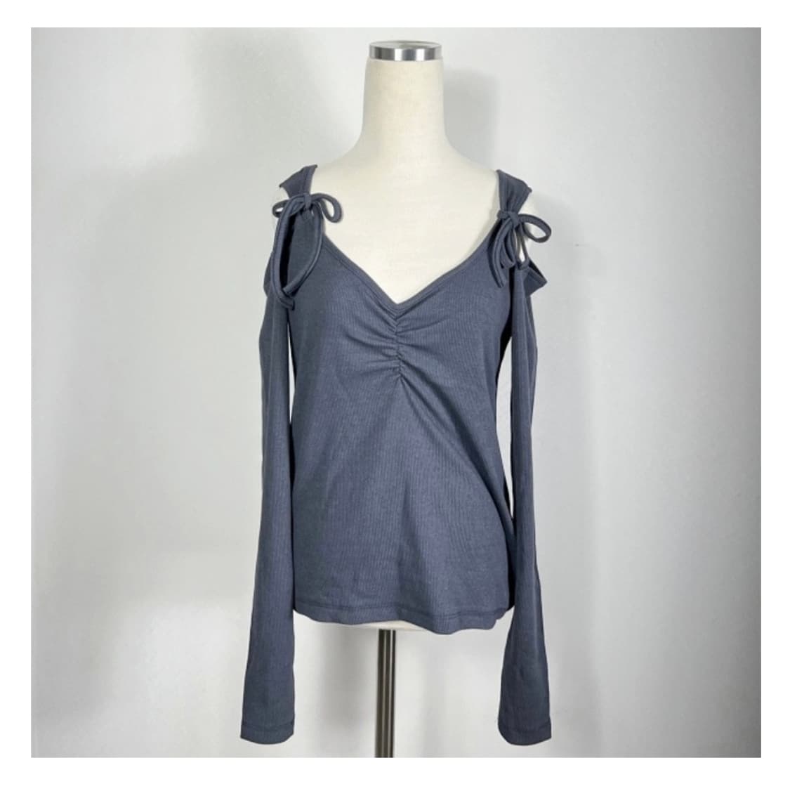 (빅사이즈/블랙) 어깨트임 리본티 상품이미지3