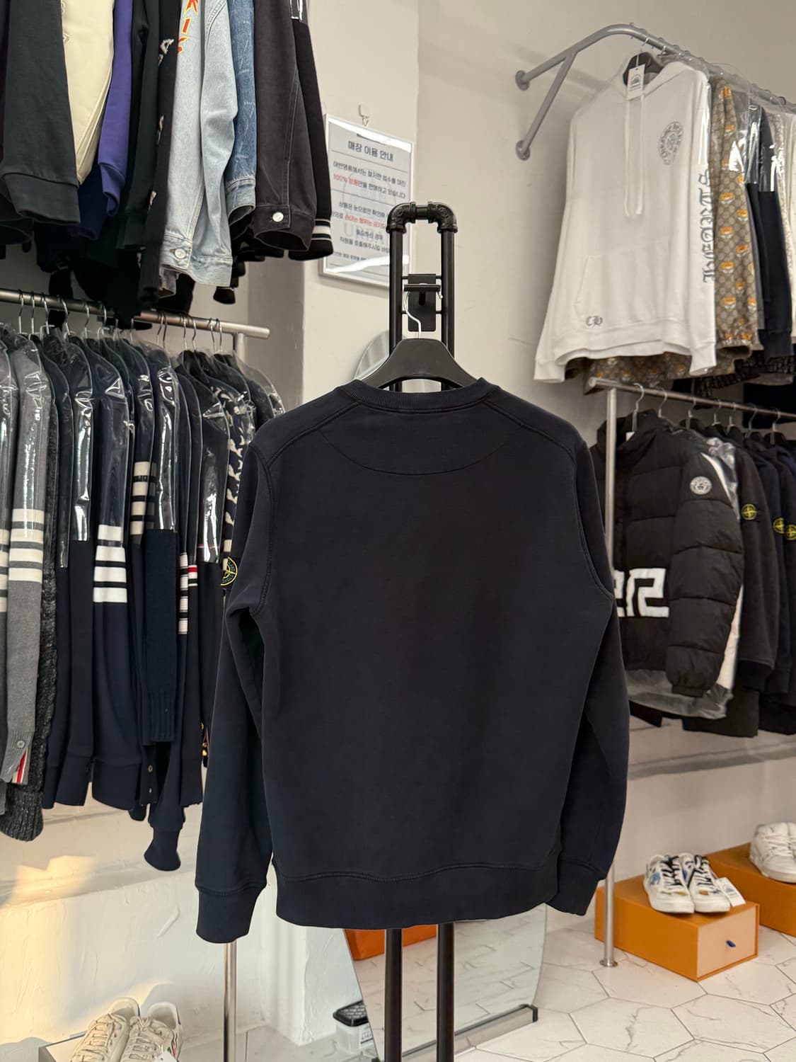 [M] 스톤아일랜드 와펜 맨투맨 상품이미지2