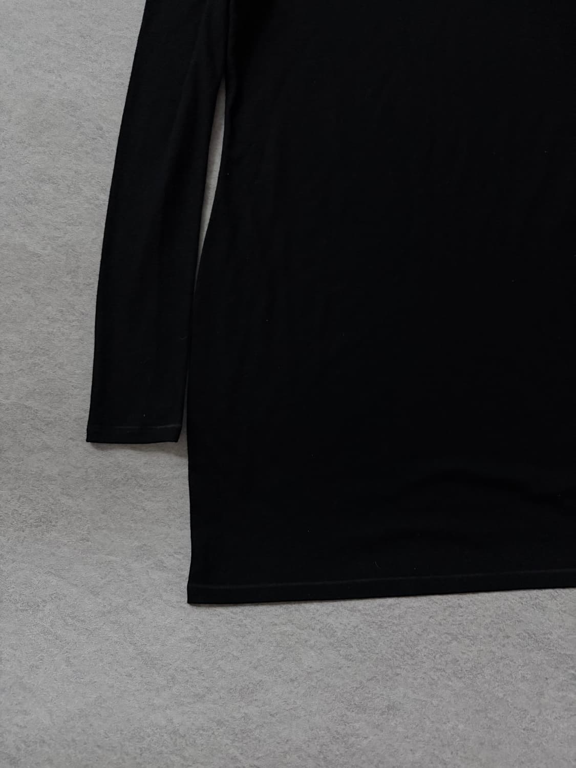 헬무트랭 컷아웃 니트드레스 상품이미지4