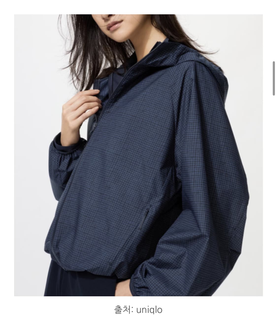 유니클로 포켓터블 uv 프로텍션 파카 네이비 패턴 상품이미지1
