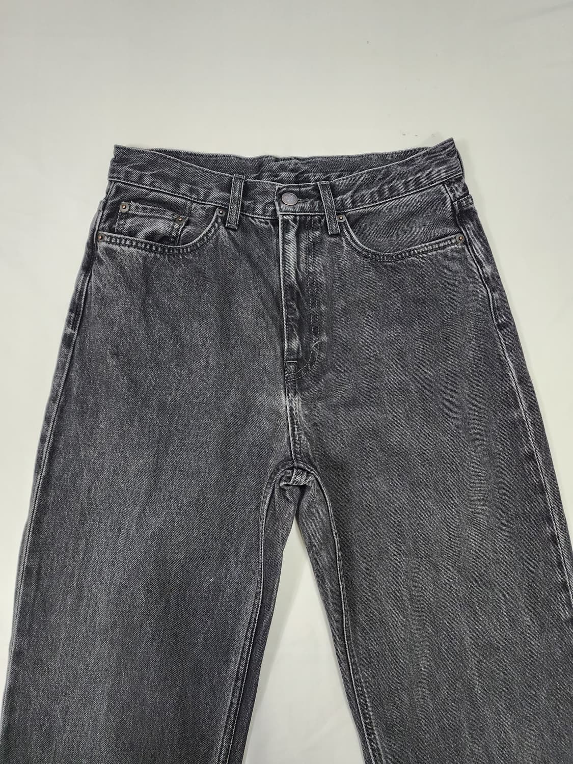 코스 하이라이즈 흑청 데님 팬츠 상품이미지3