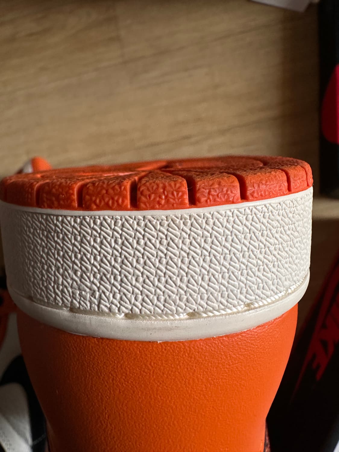 에어조던1 레트로 하이 오지  상품이미지4